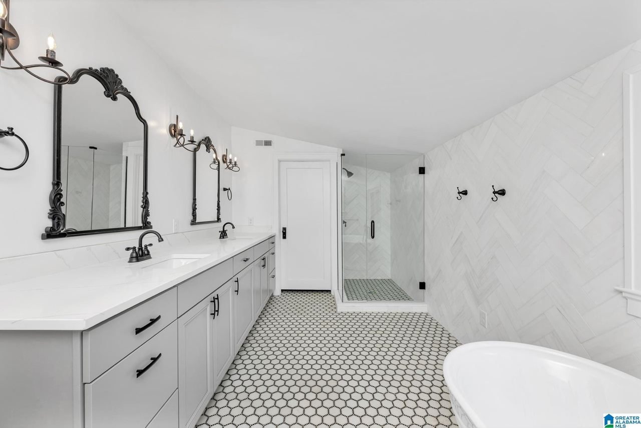 Brea Modern Farmhouse project view 2